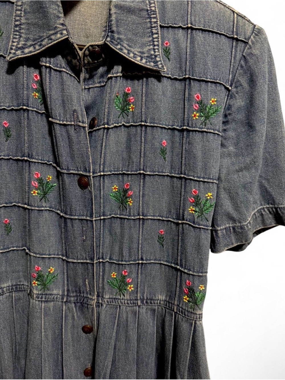 Authentic Vintage 90s Embroidered Floral Pintuck Cottagecore Denim Dress